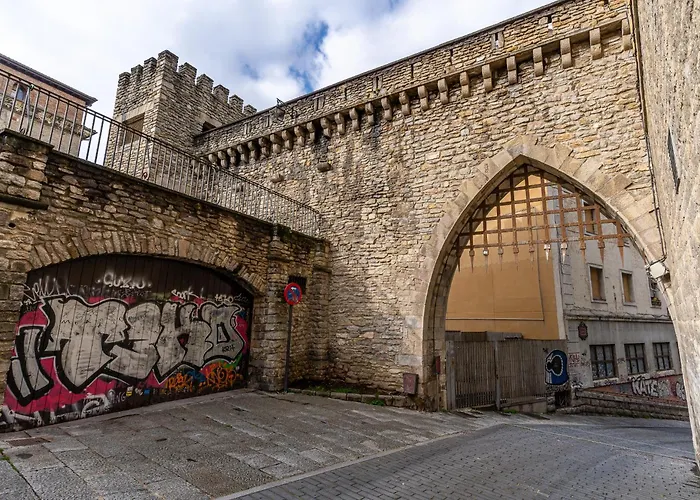 Aptc Etxea אכסניה