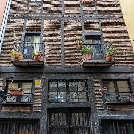 Aptc Etxea Vandrerhjem Vitoria-Gasteiz