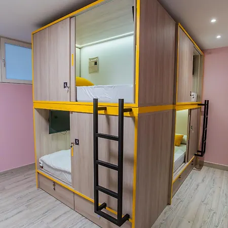 Hostel Aptc Etxea Vitoria-Gasteiz