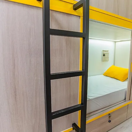 Aptc Etxea Hostel *