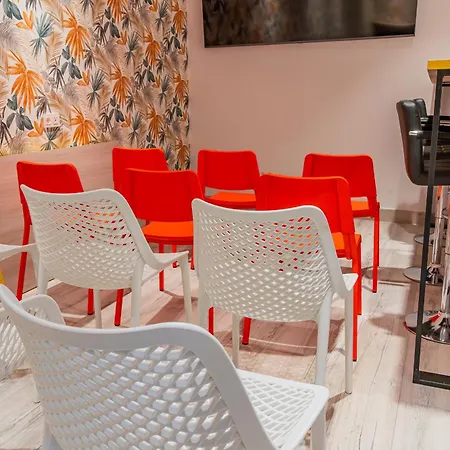 Vandrarhem Aptc Etxea *