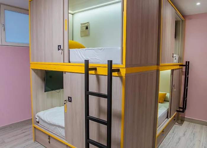 Hostel Aptc Etxea Vitoria-Gasteiz