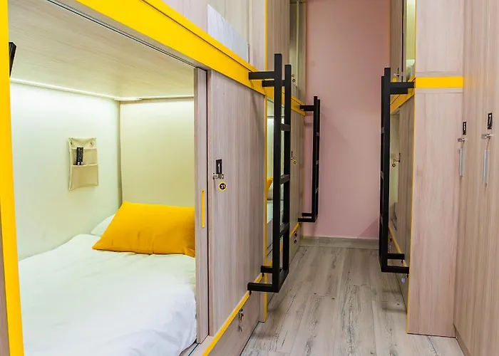 Hostel Aptc Etxea Vitoria-Gasteiz
